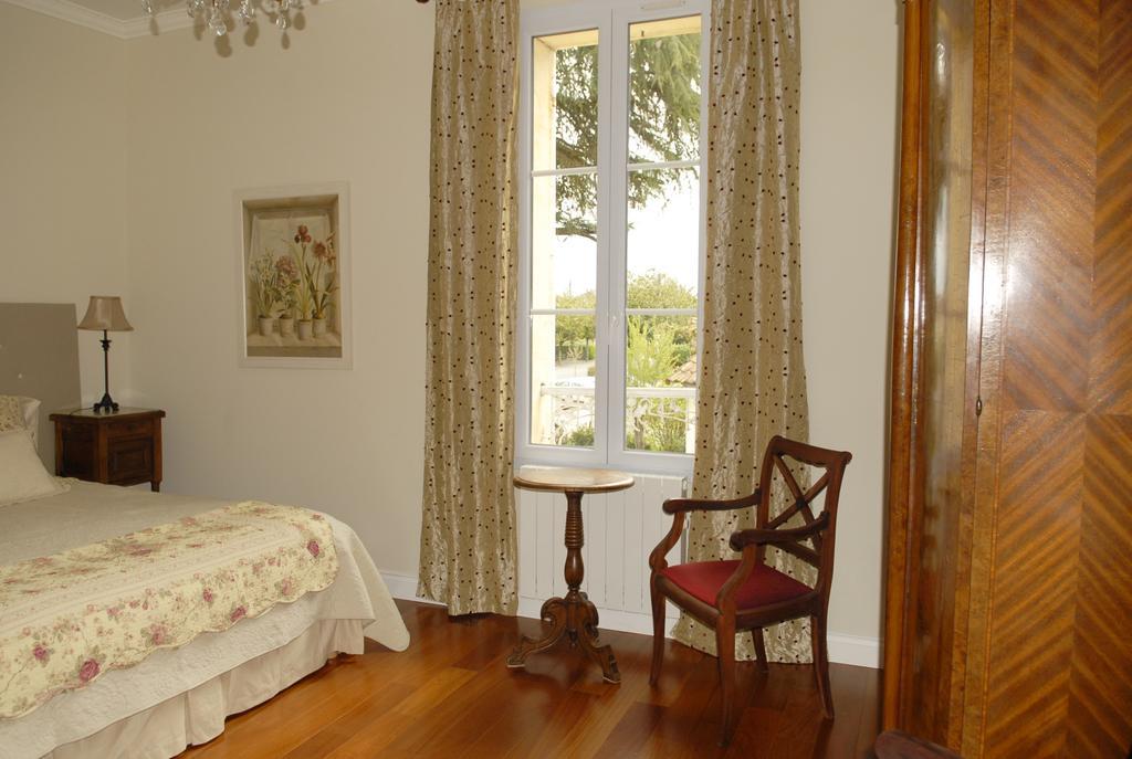 La Grande Maison Bed & Breakfast Bergerac Oda fotoğraf
