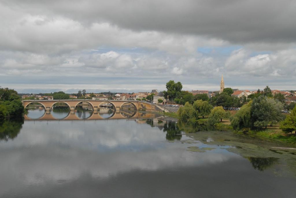 La Grande Maison Bed & Breakfast Bergerac Dış mekan fotoğraf